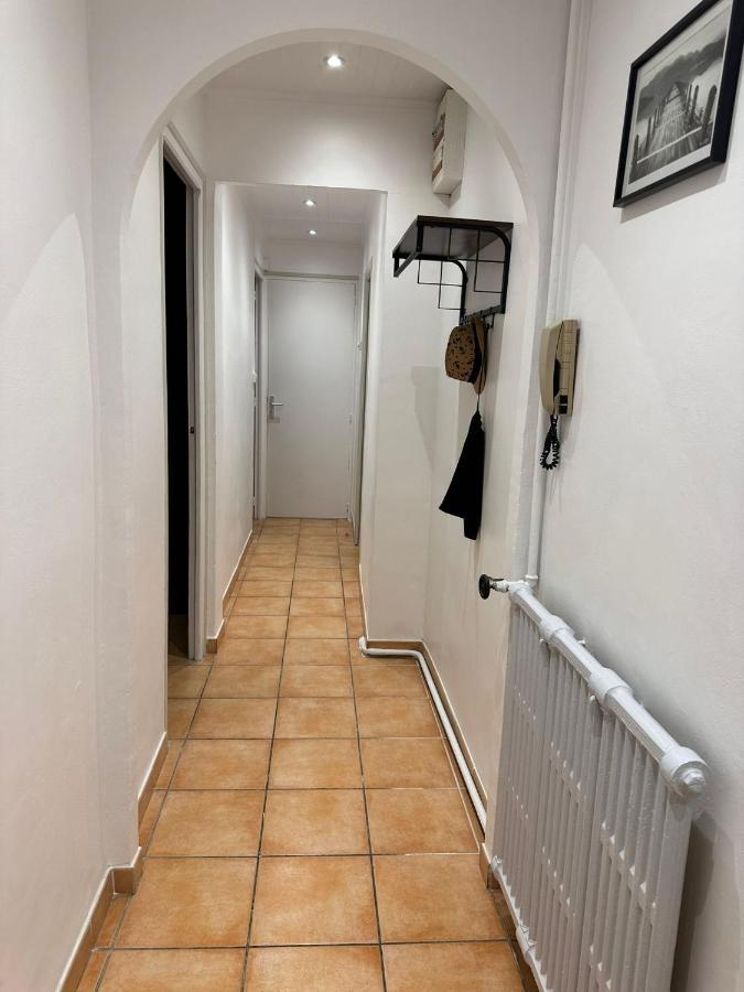 Appartement Lumineux Et Spacieux 2 Avec Parking Gratuit Dans La Rue Perpignan